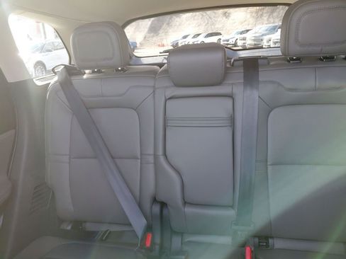 New 2026 Lincoln Corsair Premiere image 24