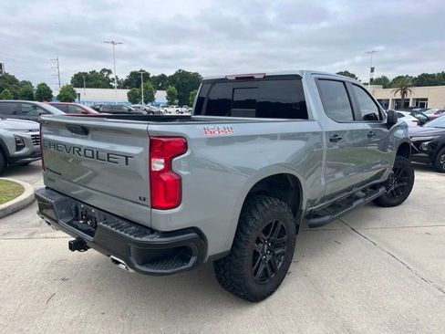 Used 2025 Chevrolet Silverado 1500 LT Trail Boss w/ Convenience Package II AWD/4WD image 9