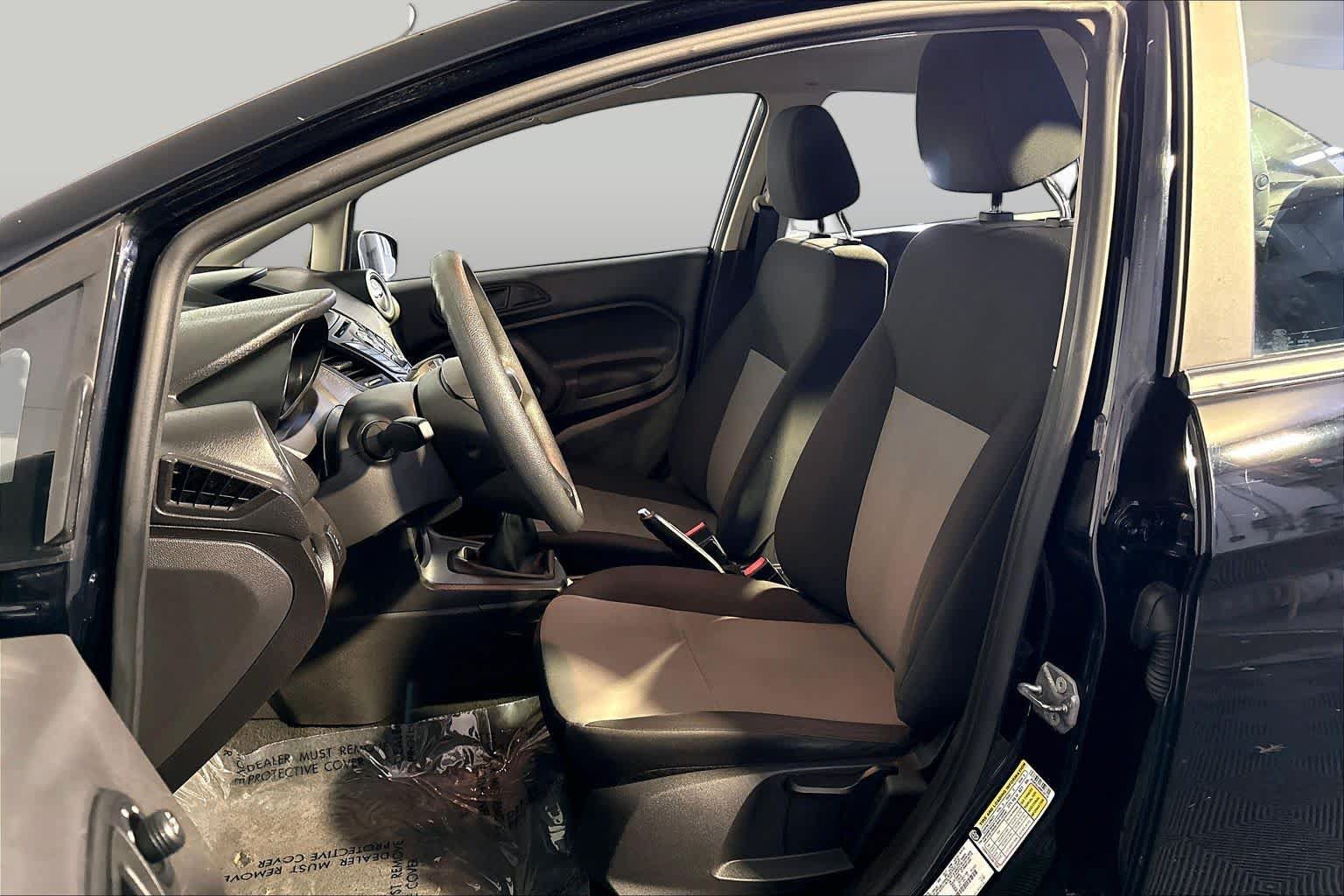 Used 2017 Ford Fiesta S FWD image 8