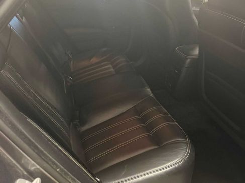 Used 2016 Chrysler 300 S RWD image 20