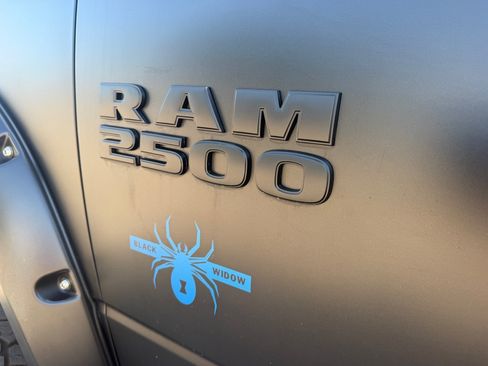 Used 2015 RAM 2500 Laramie w/ Black Appearance Group AWD/4WD image 16