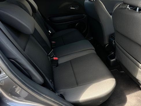 Used 2022 Honda HR-V Sport image 21