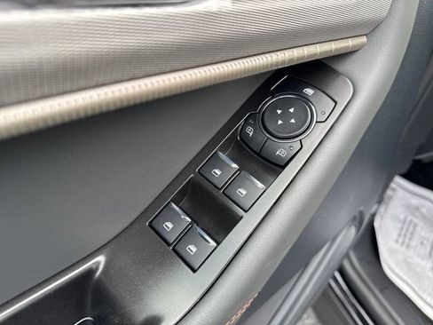 New 2026 Ford Explorer Active AWD/4WD image 12
