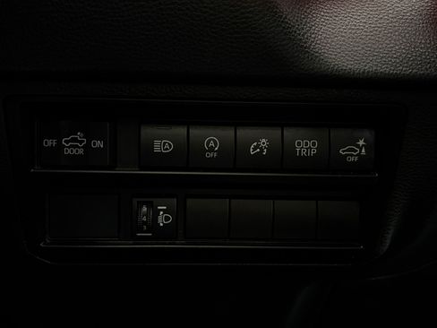 Used 2024 Toyota Tundra SR5 w/ SR5 Premium Package AWD/4WD image 29