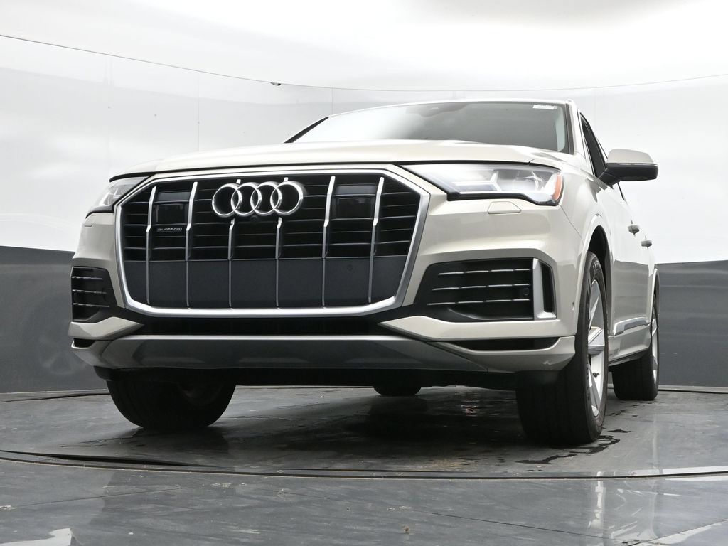 Used 2022 Audi Q7 2.0T Premium Plus w/ Premium Plus Package AWD/4WD image 45