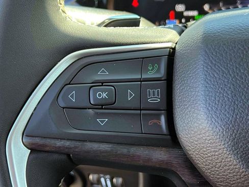 Used 2023 Jeep Grand Cherokee 4WD 4xe image 21