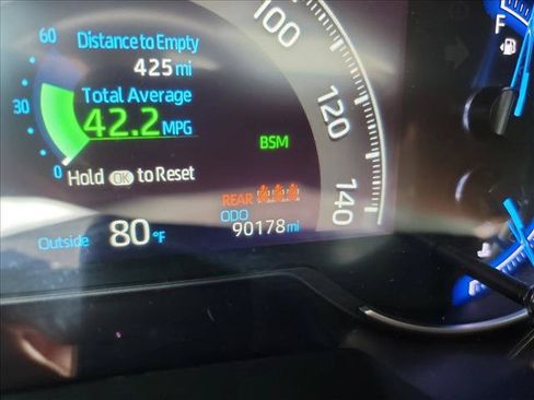 Used 2024 Toyota RAV4 XLE Premium AWD/4WD image 18