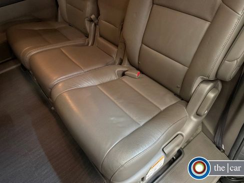 Used 2015 Honda Odyssey Touring Elite image 20