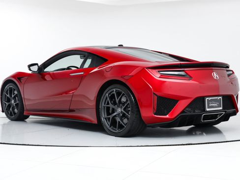 Used 2017 Acura NSX image 3