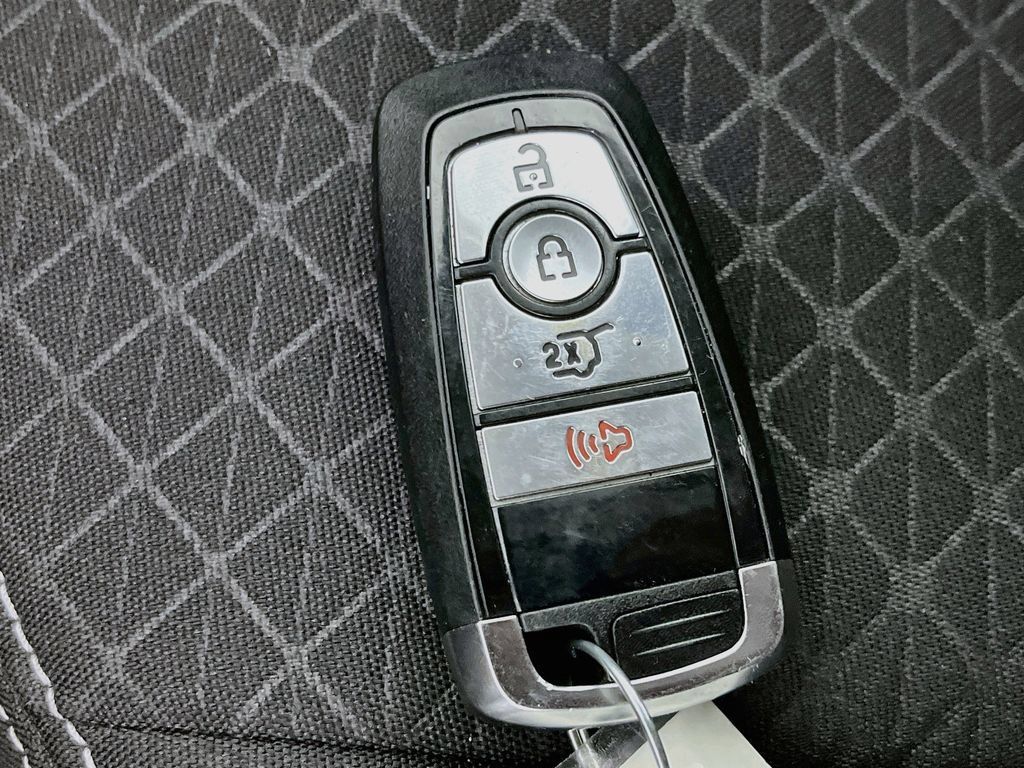 Used 2025 Ford Escape Active FWD image 22