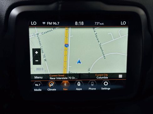 Used 2023 Jeep Renegade Latitude AWD/4WD image 16