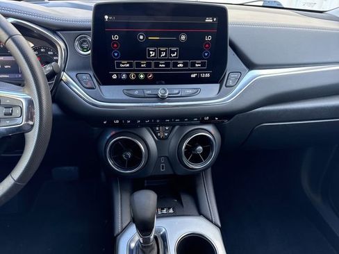 Used 2023 Chevrolet Blazer LT w/ Convenience Package image 16