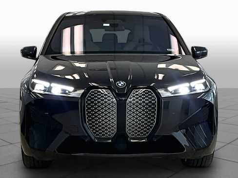 Used 2024 BMW iX xDrive50 w/ Premium Package AWD/4WD image 3