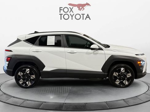Used 2025 Hyundai Kona SEL AWD/4WD image 7