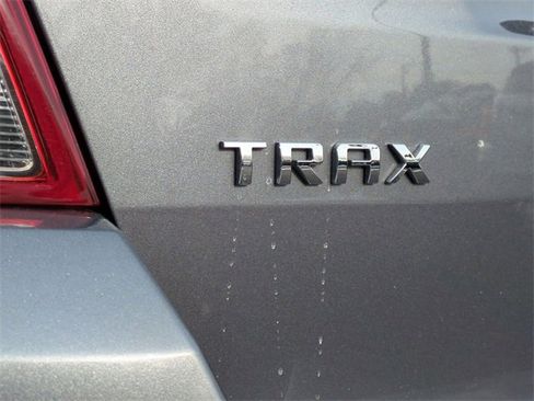 Certified 2020 Chevrolet Trax LT image 30