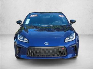 Used 2025 Toyota GR86 Premium w/ Performance Package RWD video 2