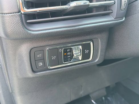 Used 2025 Lincoln Corsair Grand Touring w/ Equipment Group 301A AWD/4WD image 9