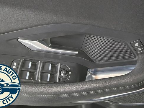 Used 2019 Jaguar E-PACE S AWD/4WD image 25