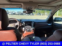 Used 2019 Chevrolet Suburban Premier RWD image 17