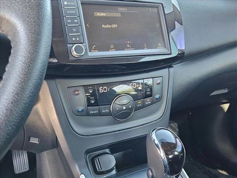 Used 2019 Nissan Sentra SV FWD image 14