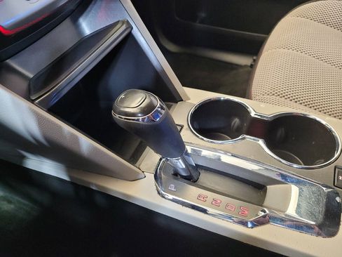 Used 2017 GMC Terrain SLE FWD image 26