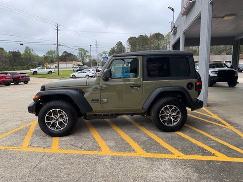 New 2026 Jeep Wrangler Sport S image 7