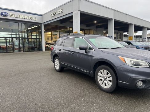 Used 2015 Subaru Outback 2.5i Premium image 4