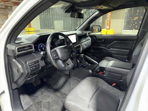 Certified 2025 Toyota Tacoma SR image 24