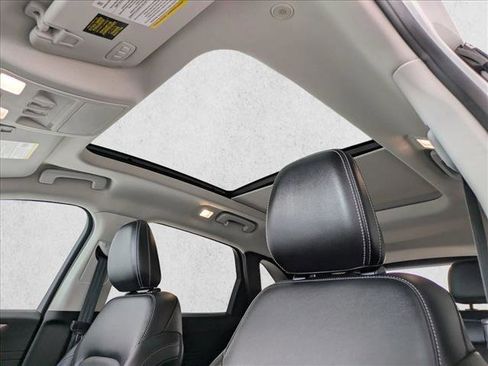 Used 2022 Ford Escape Titanium w/ Class II Trailer Tow Package image 16