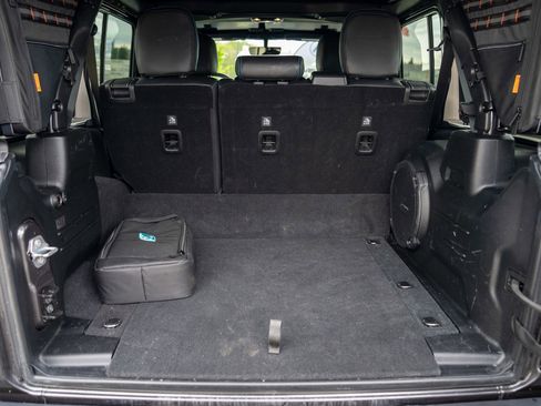 Used 2023 Jeep Wrangler Unlimited Rubicon 4xe w/ Cold Weather Group image 27