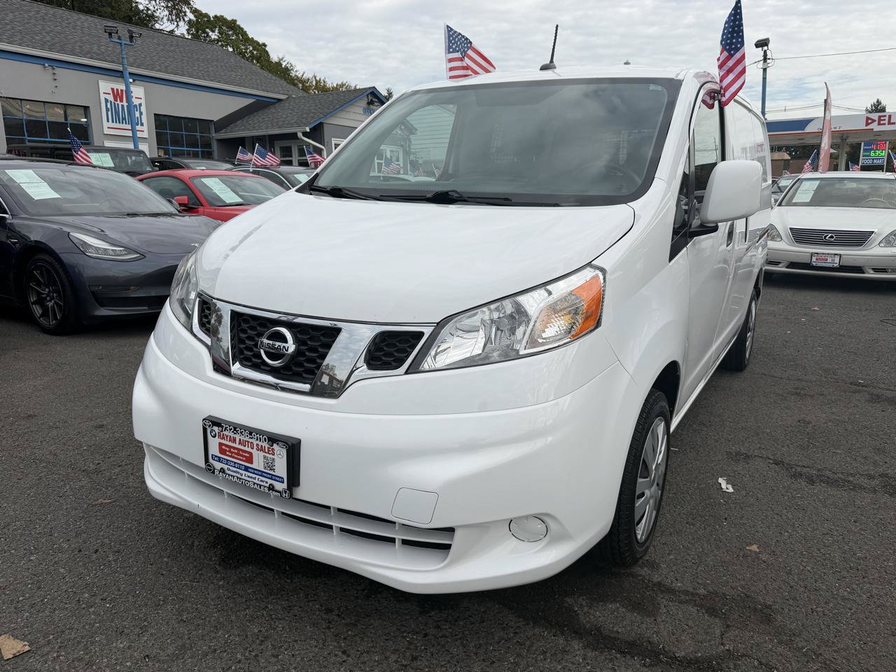 Used 2020 Nissan NV200 SV w/ Sliding Glass Door Package FWD image 4