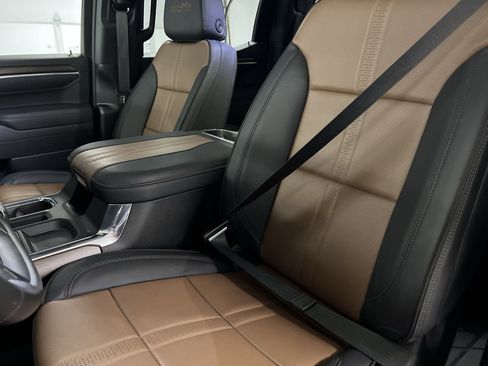 Certified 2025 Chevrolet Silverado 1500 High Country image 56