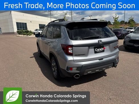 Used 2022 Honda Passport TrailSport image 5
