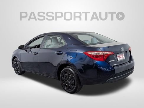 Used 2019 Toyota Corolla LE image 3