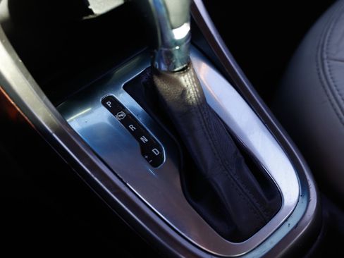 Used 2012 Buick Verano Leather image 38