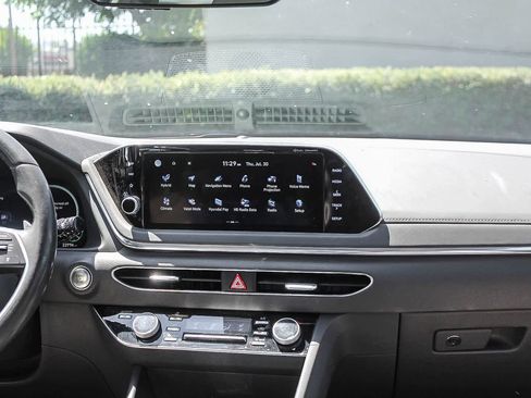 Certified 2023 Hyundai Sonata Limited FWD image 17