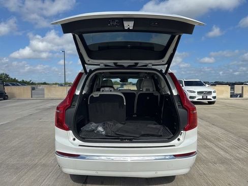 Used 2024 Volvo XC90 T8 Ultimate w/ Protection Package Premier AWD/4WD image 9