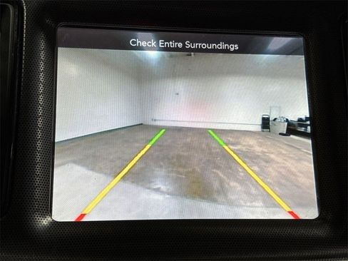 Used 2015 Dodge Challenger SXT Plus image 16