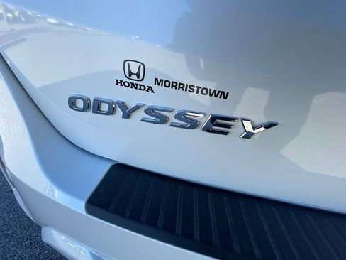 Used 2025 Honda Odyssey Elite image 18