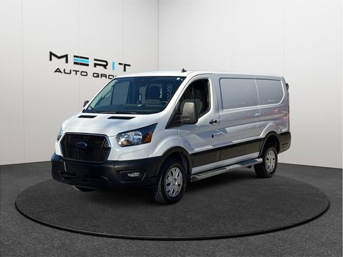 Used 2024 Ford Transit 250 Low Roof w/ Exterior Upgrade Package image 4