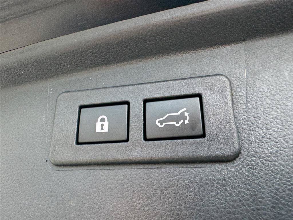 Used 2023 Subaru Outback Premium AWD/4WD image 11
