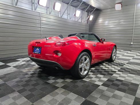 Used 2008 Pontiac Solstice Convertible w/ Preferred Package image 5