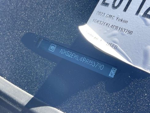 Used 2023 GMC Yukon Denali Ultimate image 35