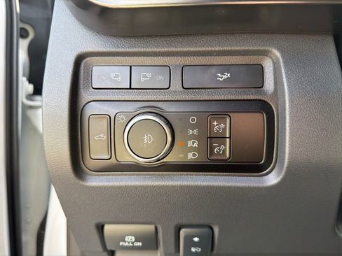 Used 2024 Ford F350 Lariat w/ Lariat Ultimate Package AWD/4WD image 35