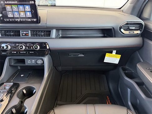 New 2025 Honda Pilot TrailSport image 14