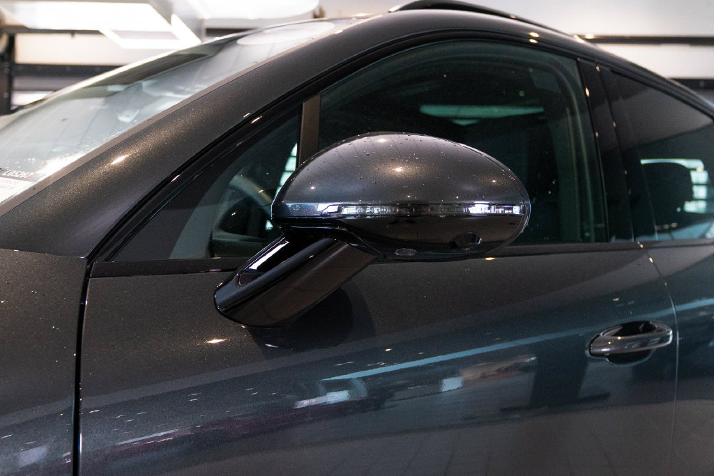 Certified 2026 Porsche Macan AWD/4WD image 12