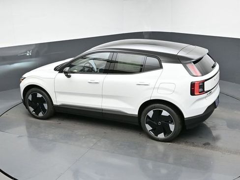 New 2026 Volvo EX30 Plus w/ Climate Package image 33