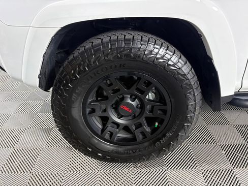 Used 2024 Toyota 4Runner TRD Off-Road Premium w/ Moonroof Package image 11