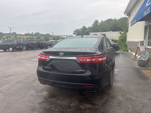 Used 2014 Toyota Avalon Limited FWD image 18