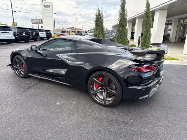 Used 2023 Chevrolet Corvette Z06 w/ Z07 Performance Package RWD image 19